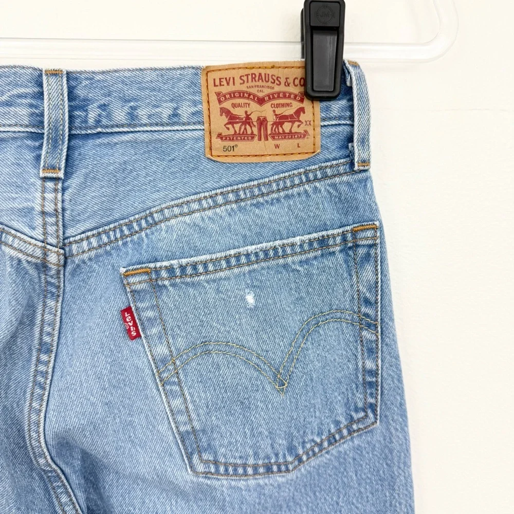 Levi’s 501 High Rise Distressed Straight Leg Jeans Button Fly Crop 26